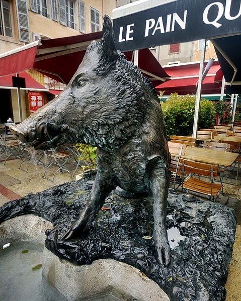 479px-Fontaine_du_Sanglier_-_Aix_en_Provence.jpg